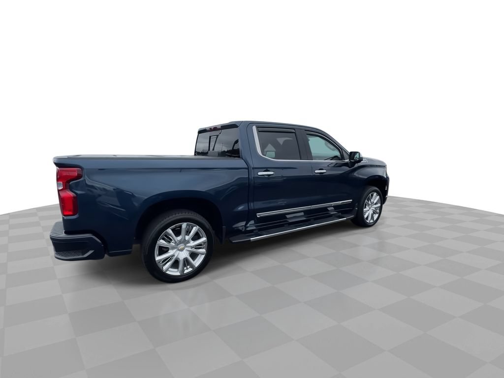 Used 2022 Chevrolet Silverado 1500 High Country w/ High Country Premium Package AWD/4WD image 8