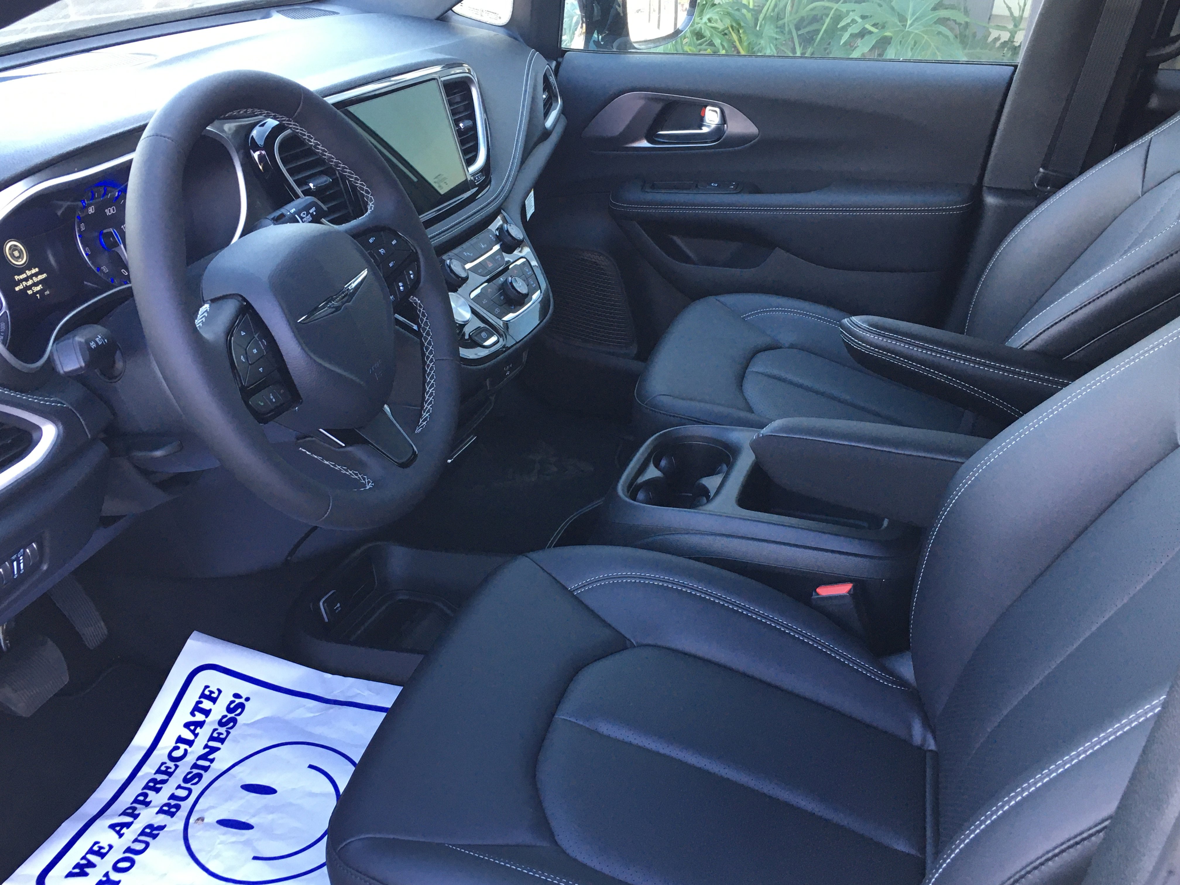 New 2026 Chrysler Pacifica Select w/ S Appearance Package image 16