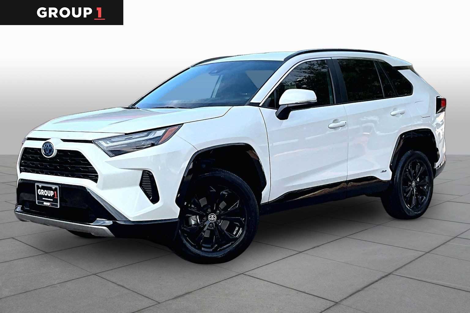 Used 2022 Toyota RAV4 SE