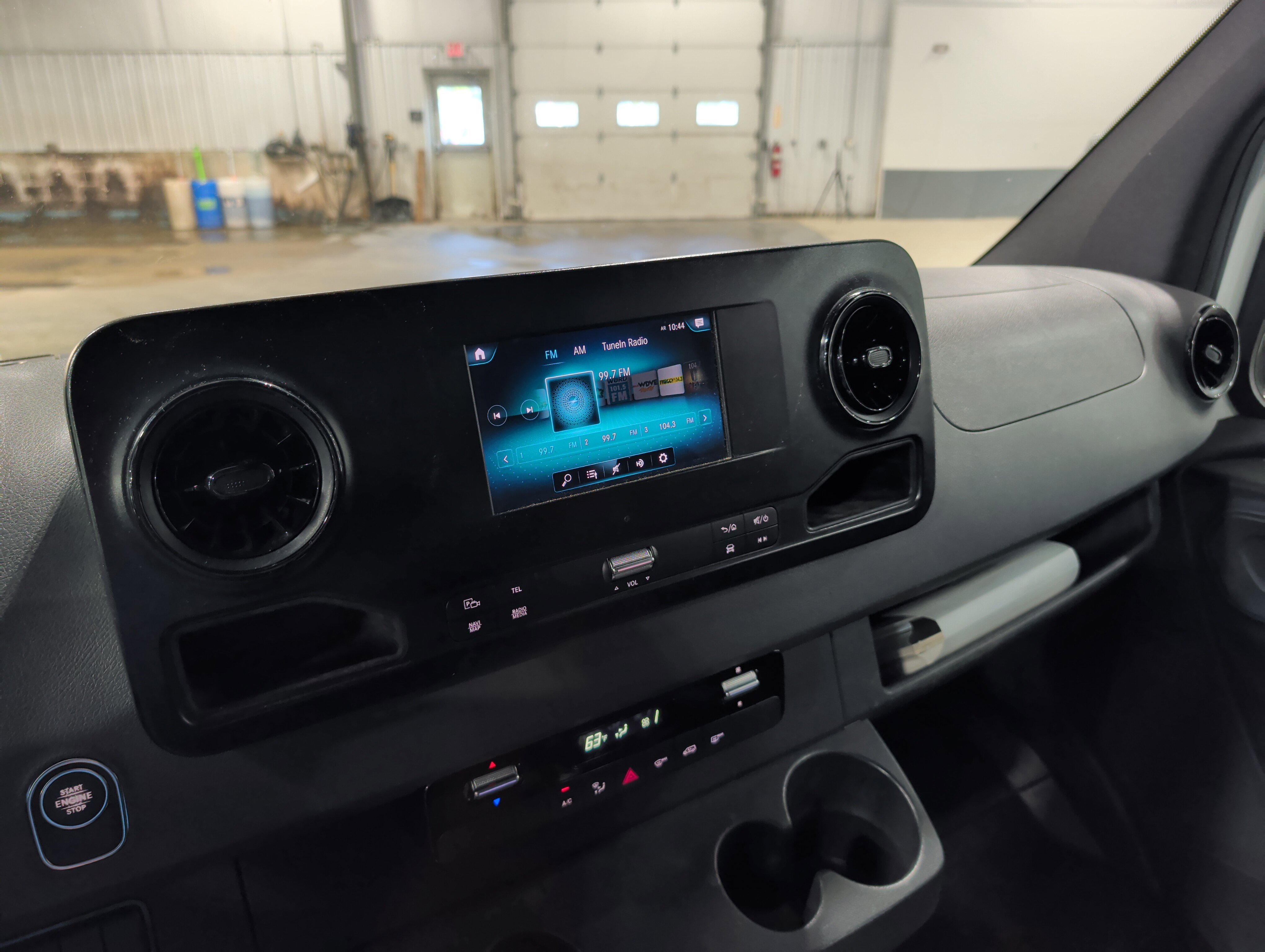 Used 2019 Mercedes-Benz Sprinter 144 image 11