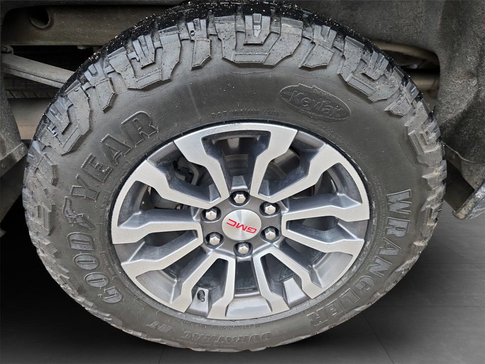 Used 2021 GMC Sierra 1500 AT4 image 33