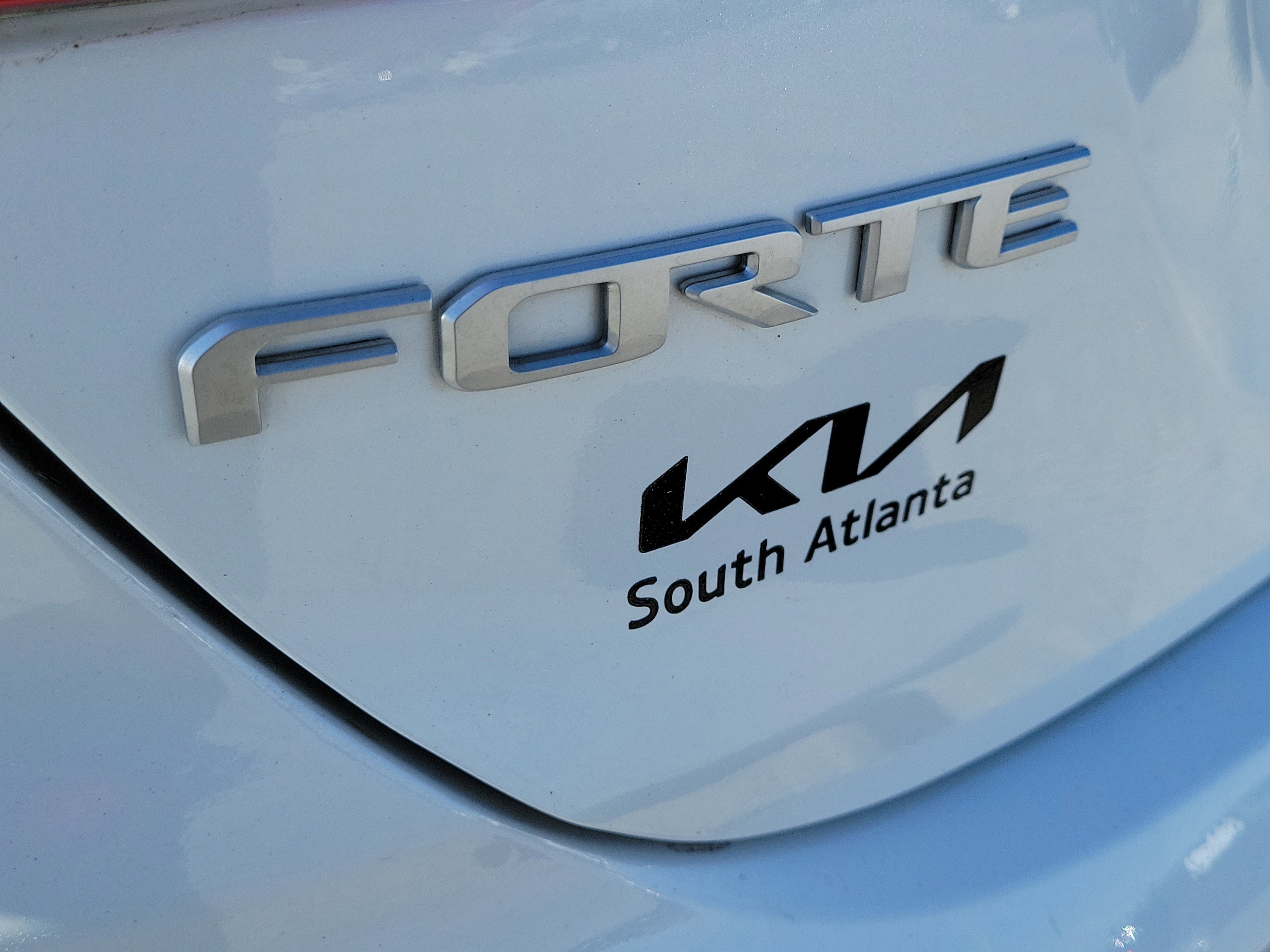 Used 2024 Kia Forte LXS image 8