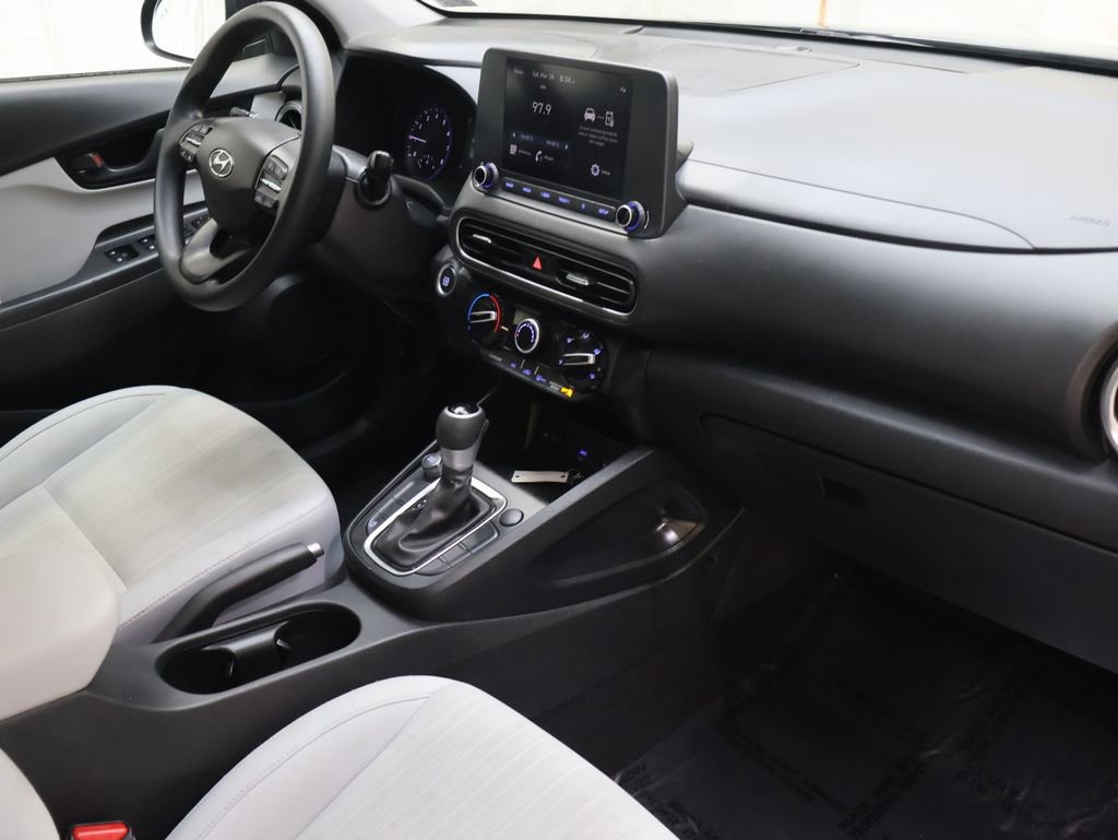 Used 2023 Hyundai Kona SEL FWD image 11