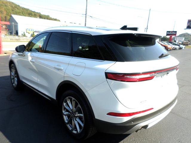 Used 2022 Lincoln Corsair AWD w/ Premium Package image 7