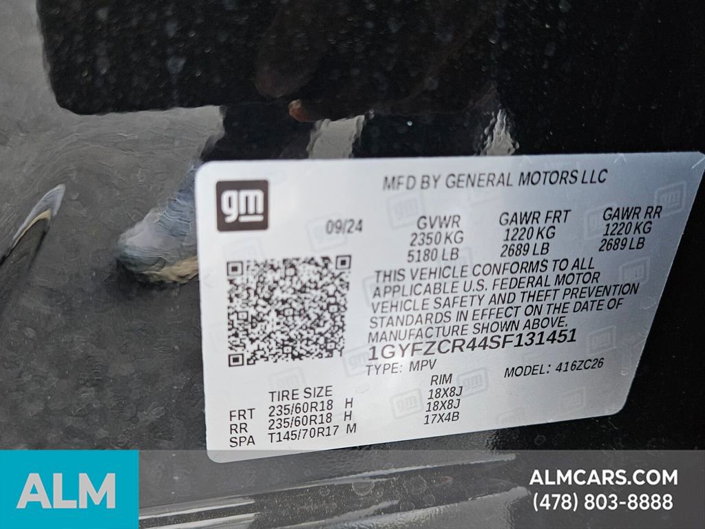 Used 2025 Cadillac XT4 Premium Luxury image 12