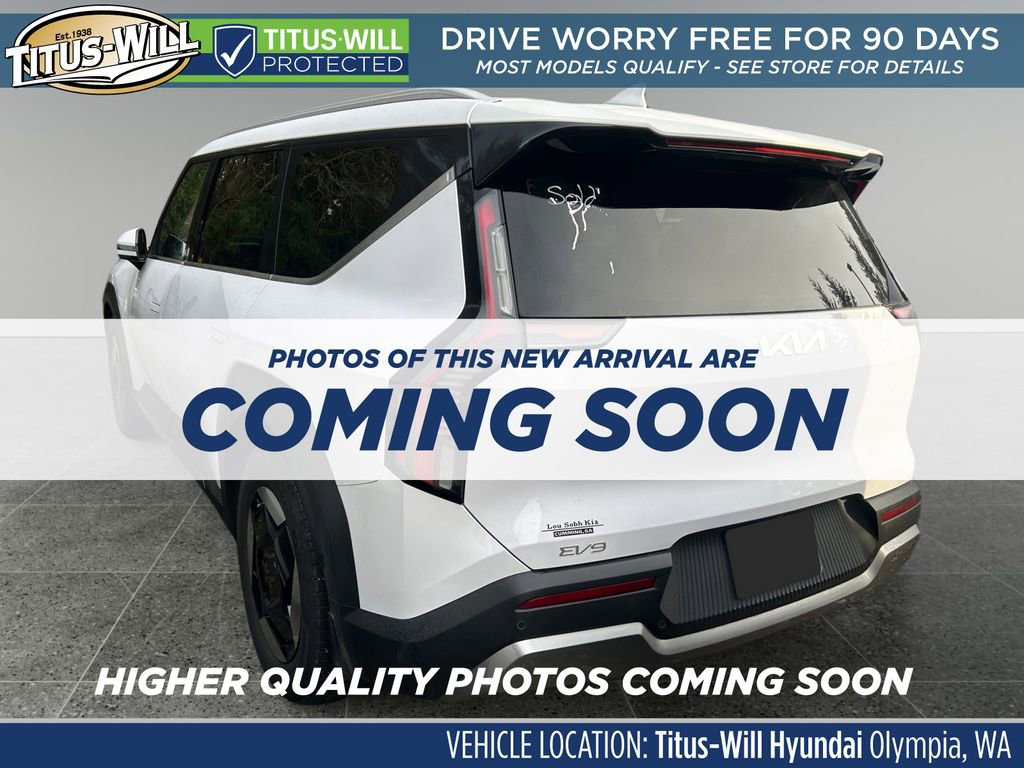 Used 2025 Kia EV9 Wind image 3