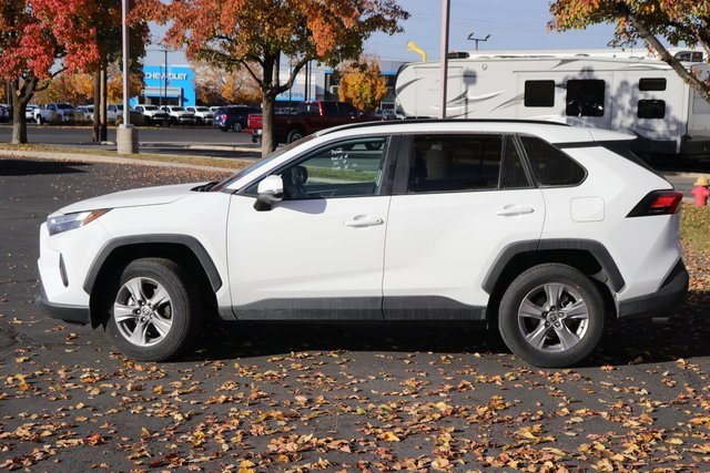 Used 2025 Toyota RAV4 XLE image 3