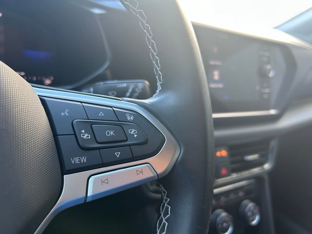 Used 2023 Volkswagen Taos SE image 22