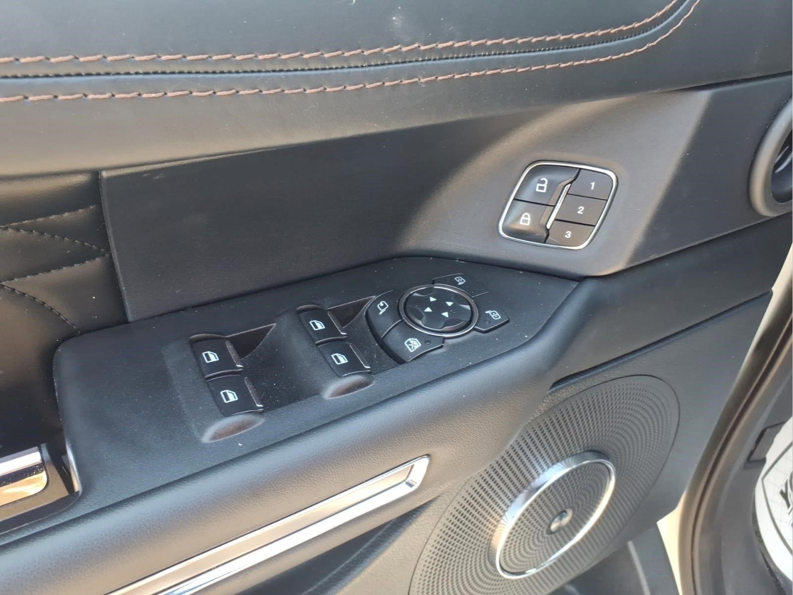 Used 2020 Ford Expedition Platinum AWD/4WD image 14