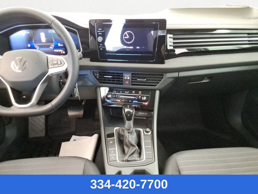 Used 2025 Volkswagen Jetta S image 11