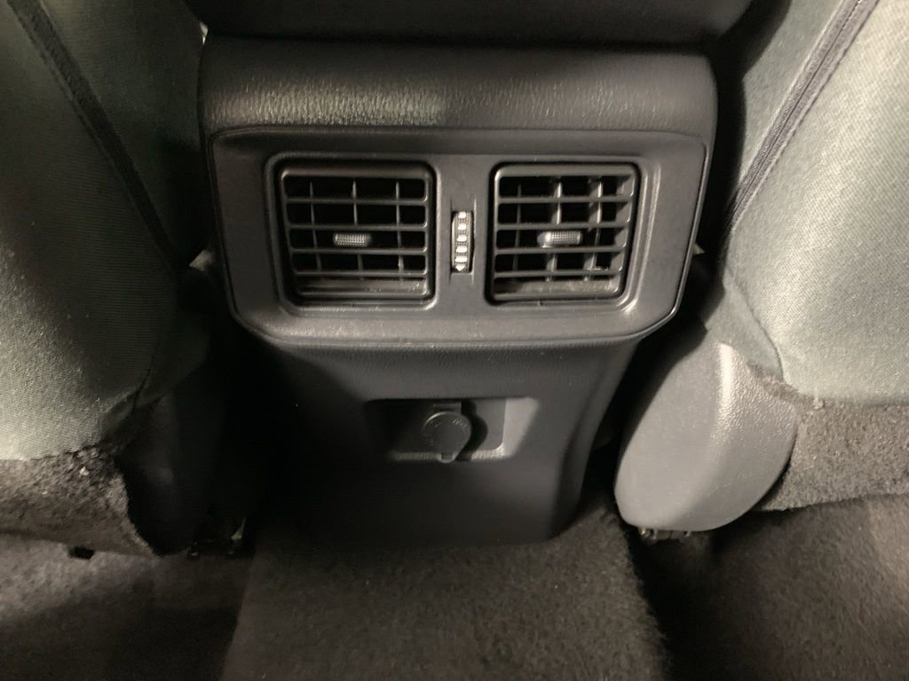 Used 2024 Toyota RAV4 LE image 32