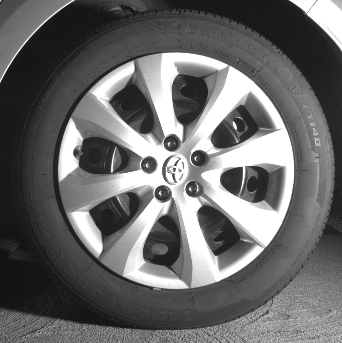 Used 2025 Toyota Corolla LE FWD image 14