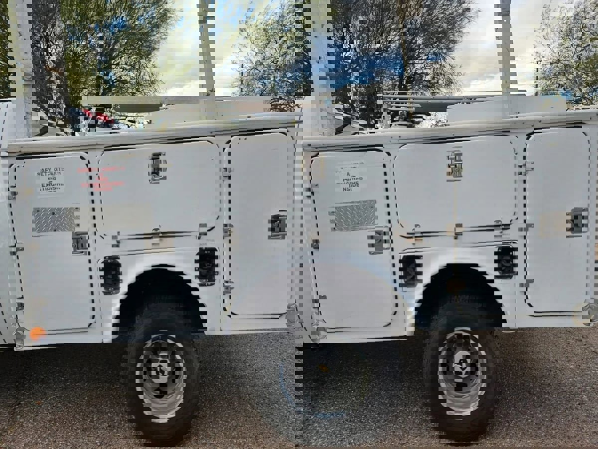 Used 2014 Chevrolet Silverado 3500 W/T image 38