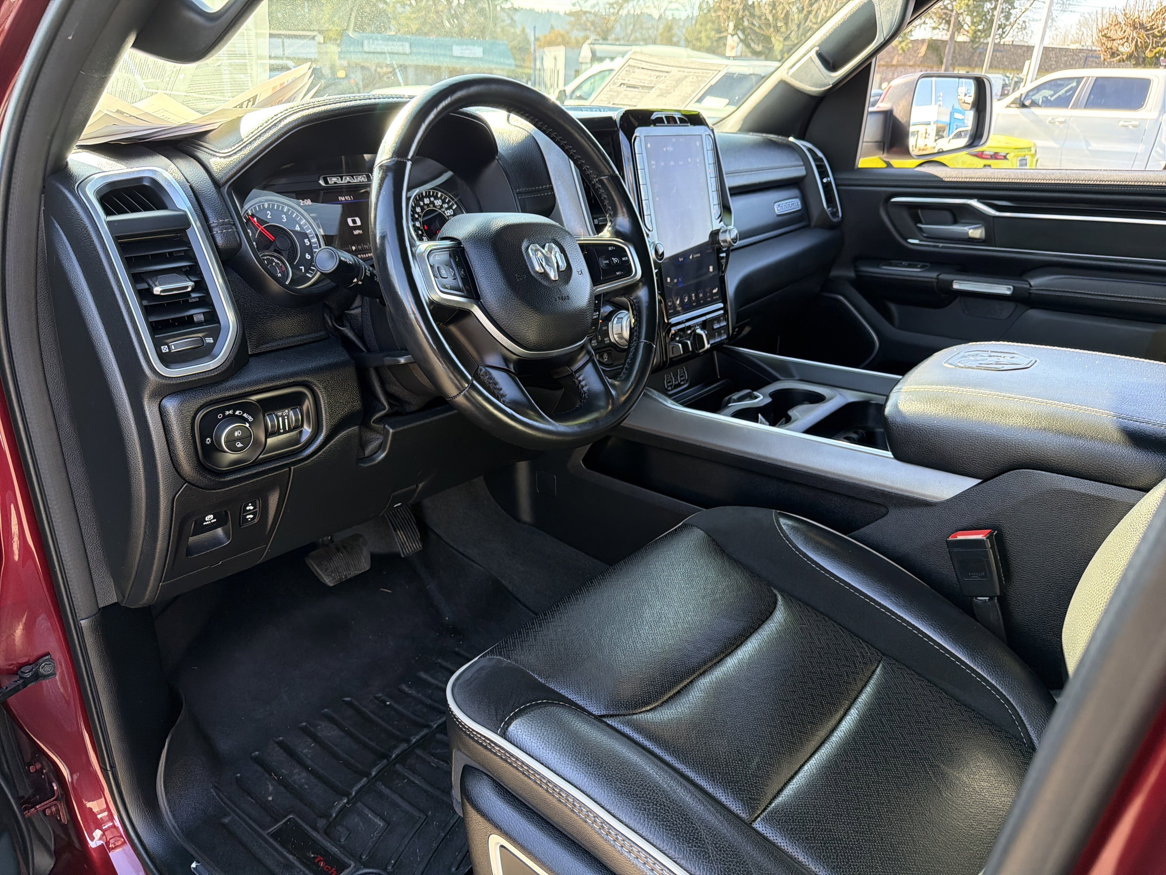 Used 2021 RAM 1500 Laramie w/ Sport Appearance Package image 9