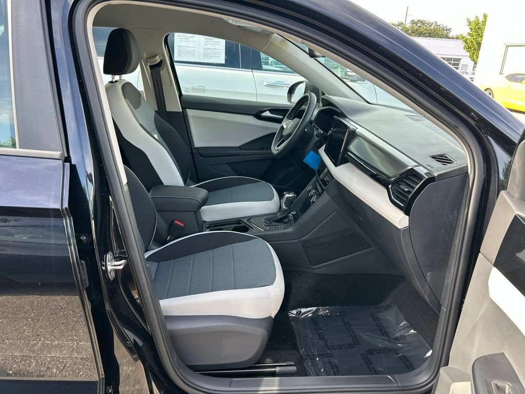 Certified 2026 Volkswagen Taos S FWD image 40