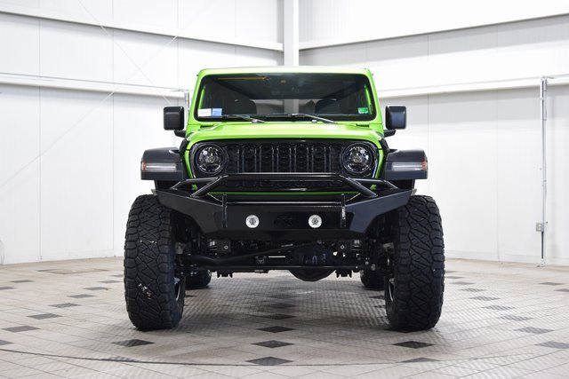 Used 2025 Jeep Wrangler Sport image 2