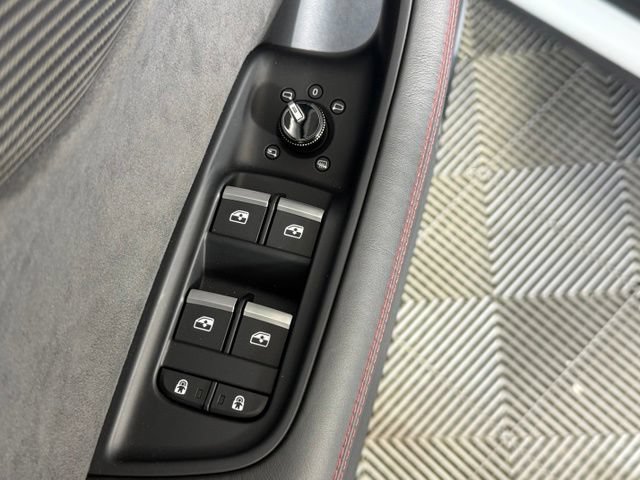 Used 2024 Audi RS Q8 w/ Black Optic Package AWD/4WD image 29
