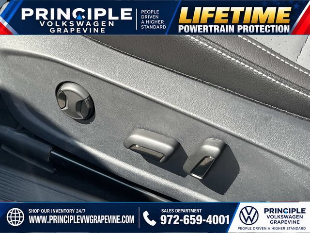 New 2027 Volkswagen Jetta SE FWD image 13