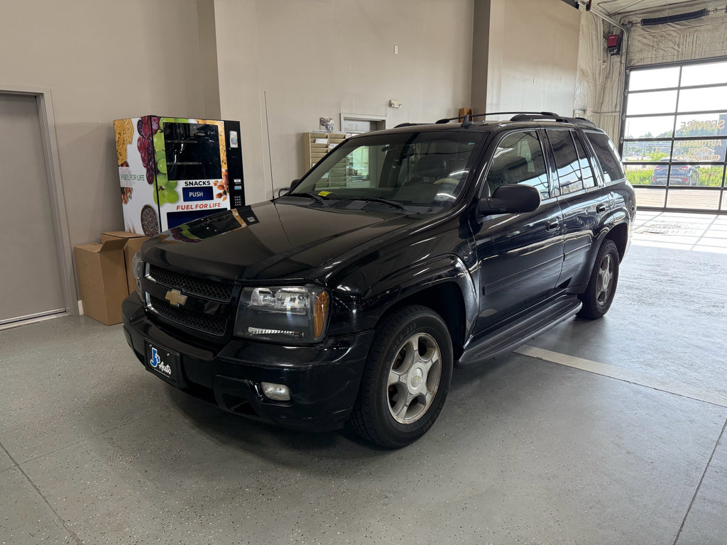 Used 2006 Chevrolet TrailBlazer LT AWD/4WD image 2