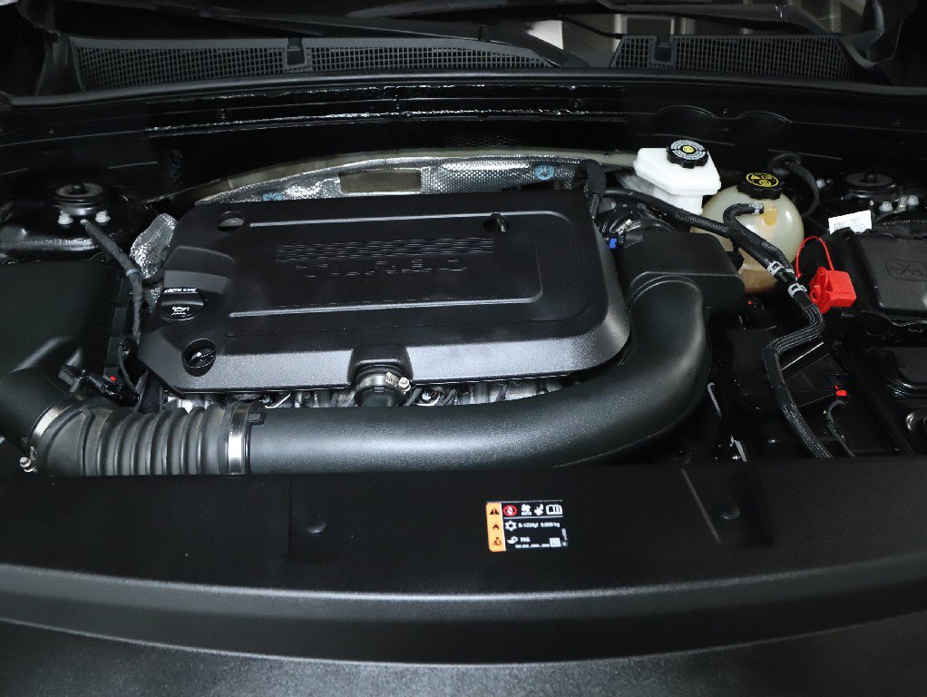 Used 2022 Buick Envision Avenir w/ Technology Package II AWD/4WD image 38