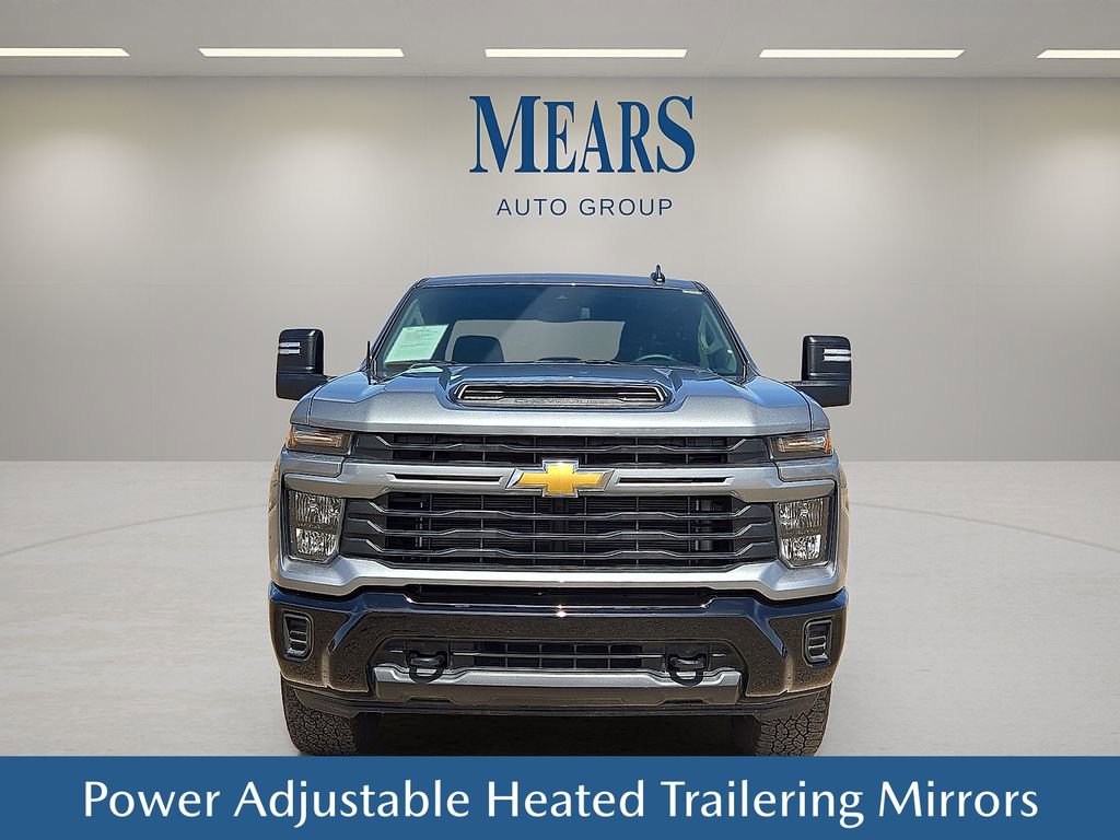 Used 2025 Chevrolet Silverado 2500 Custom w/ Custom Convenience Package image 9