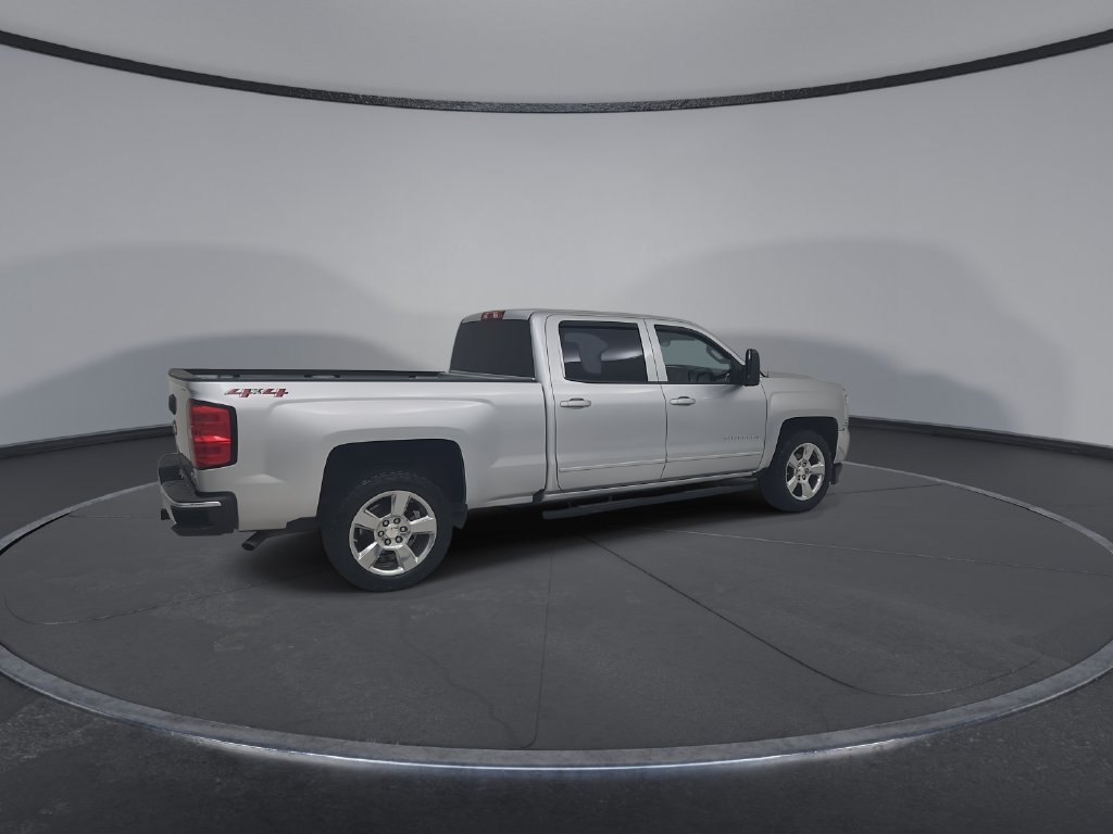 Used 2018 Chevrolet Silverado 1500 LT w/ All Star Edition AWD/4WD image 17