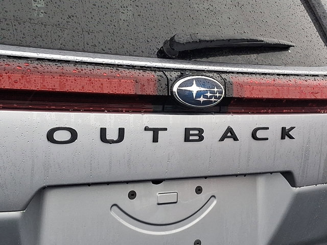 New 2026 Subaru Outback Limited image 5