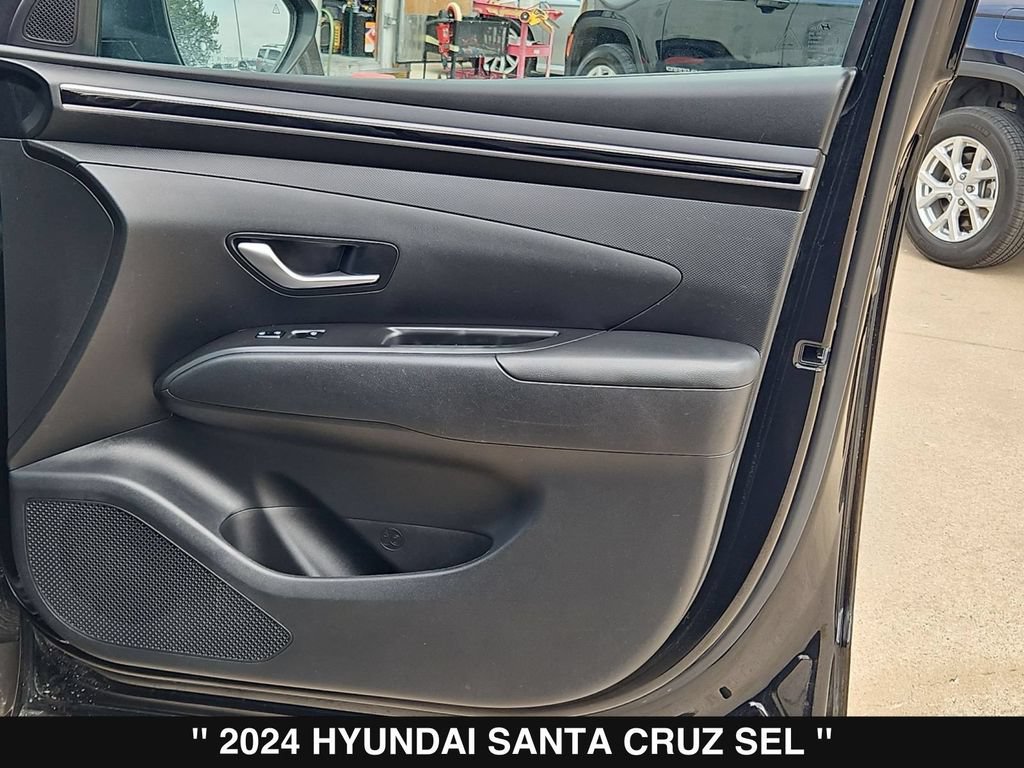 Used 2024 Hyundai Santa Cruz SEL FWD image 31