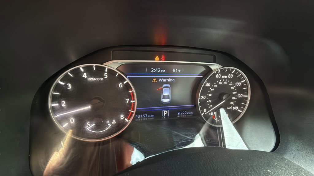 Used 2024 Nissan Altima 2.5 SV FWD image 9