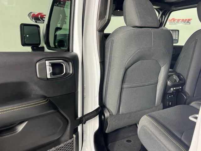 Used 2025 Jeep Wrangler Unlimited Sahara image 23