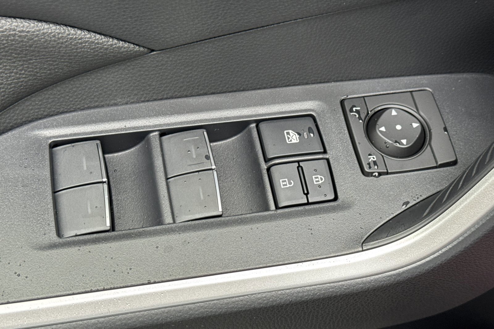 New 2025 Toyota RAV4 XLE image 12