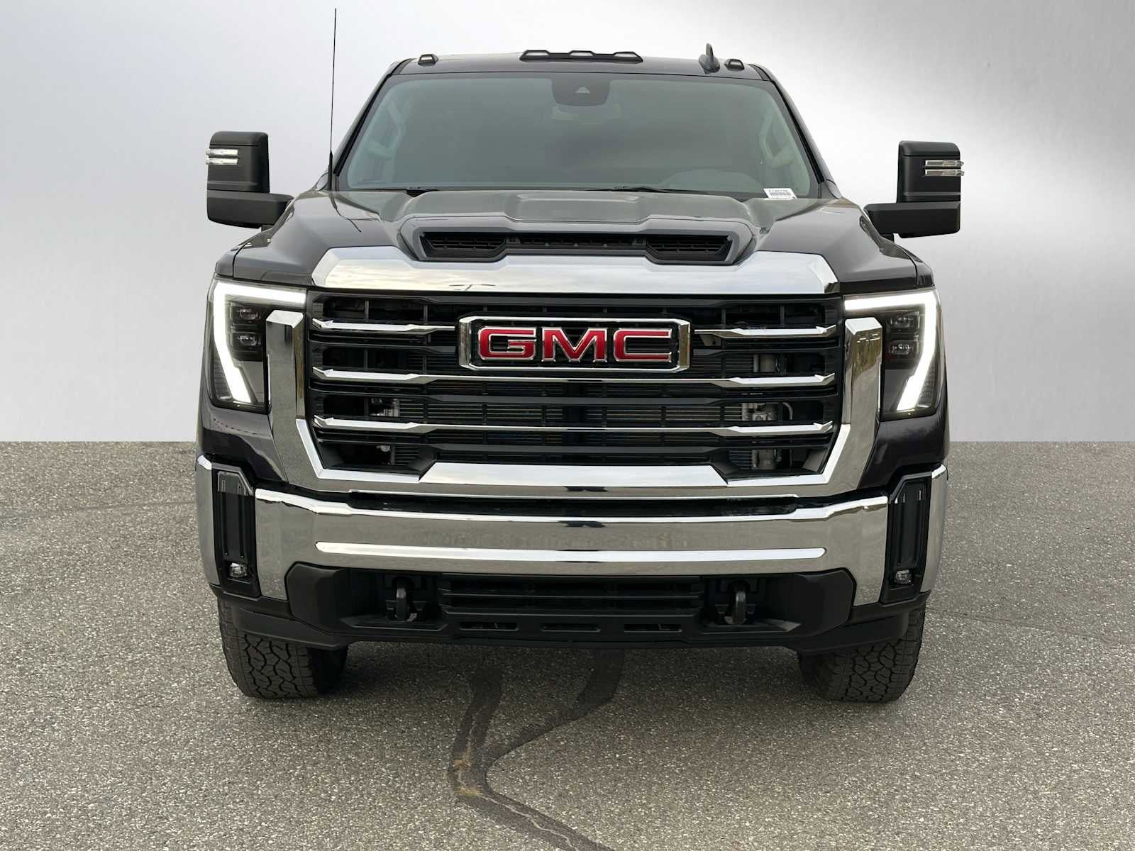 New 2026 GMC Sierra 3500 SLE w/ Preferred Package AWD/4WD image 8