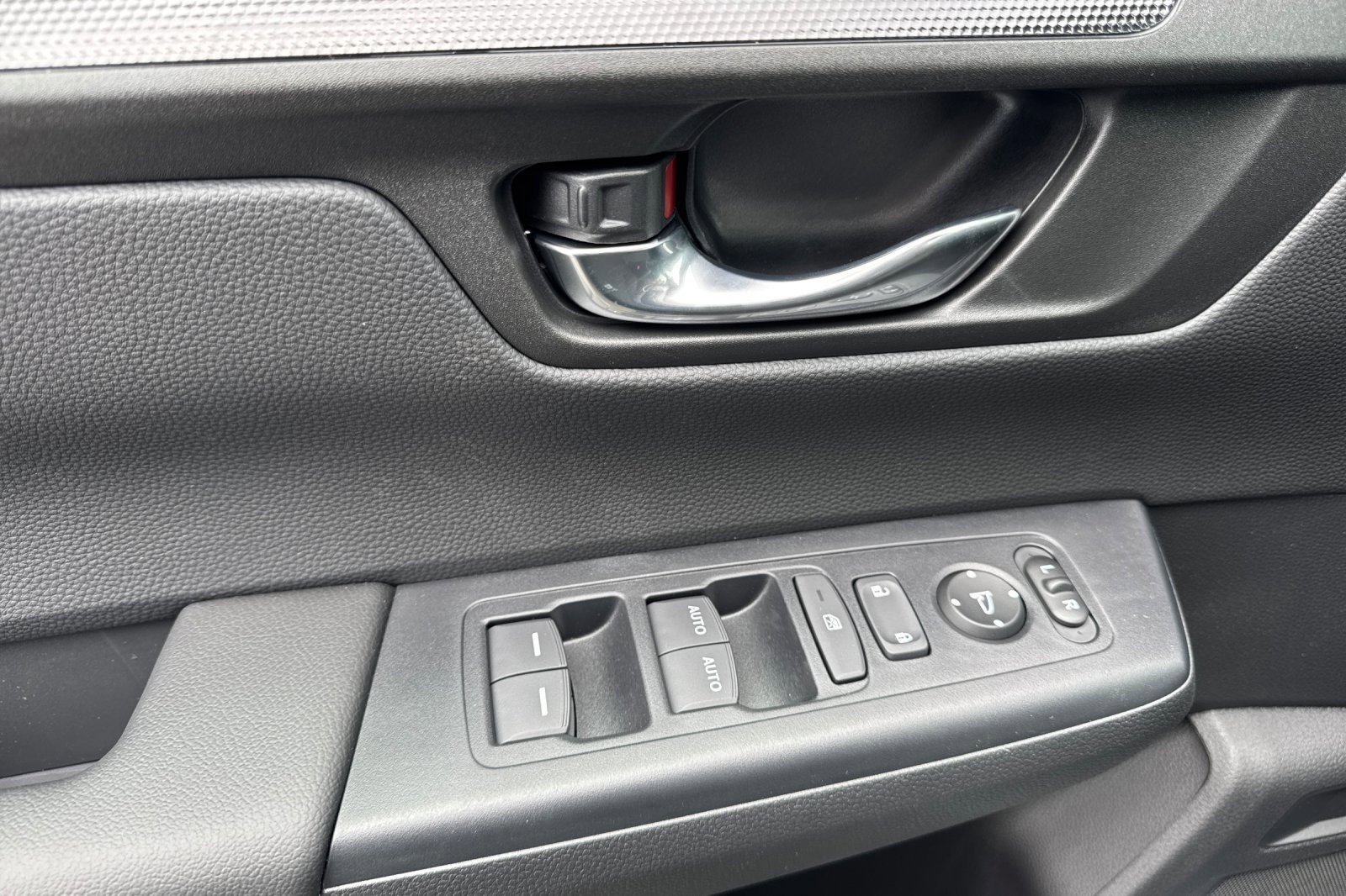 Certified 2026 Honda CR-V Sport image 26