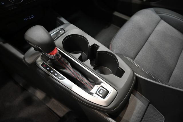 New 2026 Chevrolet Trax RS w/ Sunroof Package FWD image 18