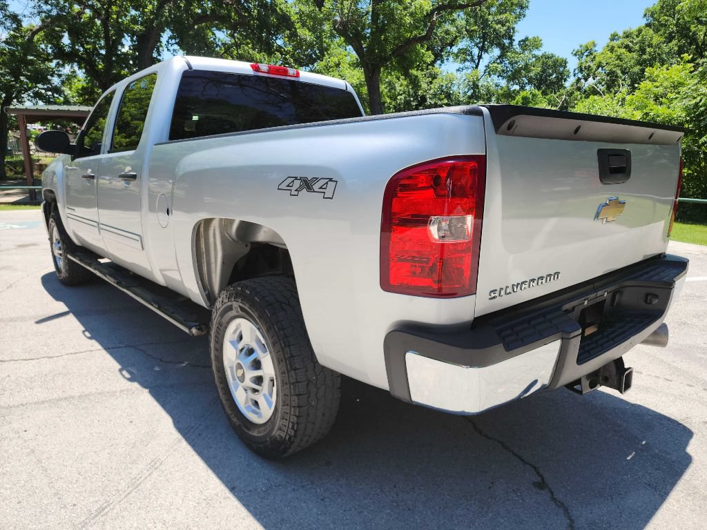 Used 2014 Chevrolet Silverado 2500 LT AWD/4WD image 5