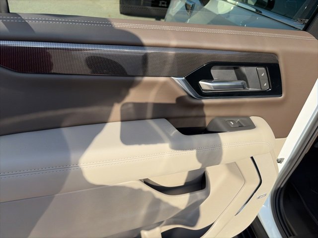 New 2026 GMC Yukon XL Elevation w/ LPO, Floor Liner Package image 12