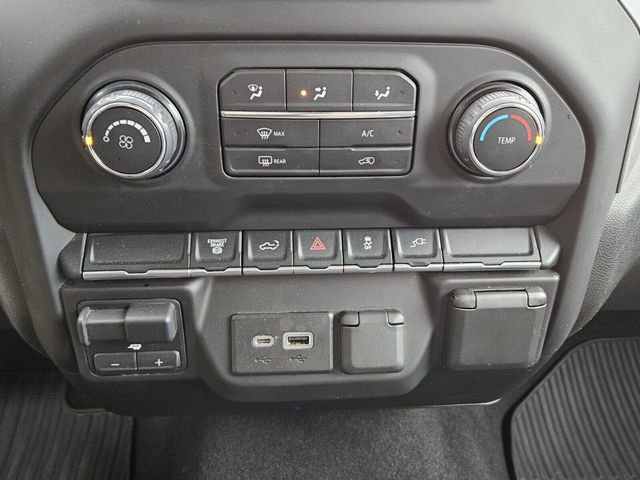 Used 2022 Chevrolet Silverado 2500 Custom w/ Custom Value Package image 10