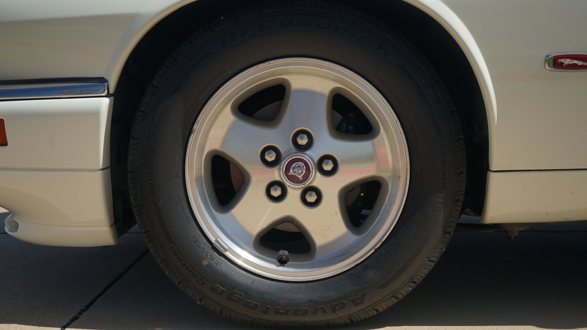 Used 1995 Jaguar XJS 4.0 Convertible image 35