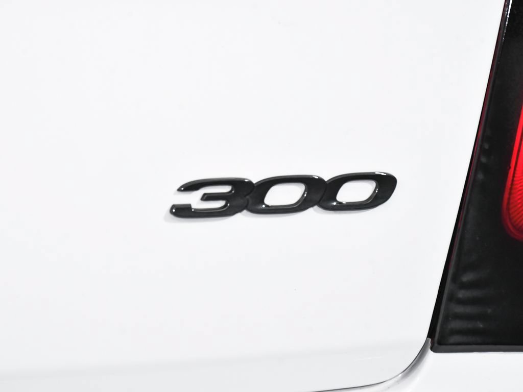 Used 2023 Chrysler 300 Touring L w/ Comfort Group AWD/4WD image 79