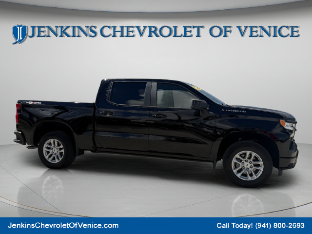Used 2023 Chevrolet Silverado 1500 RST w/ Protection Package AWD/4WD image 2