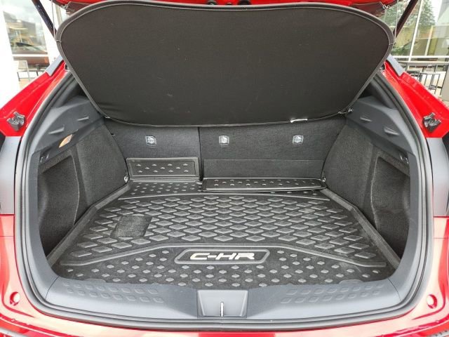 Certified 2022 Toyota C-HR Nightshade FWD image 22
