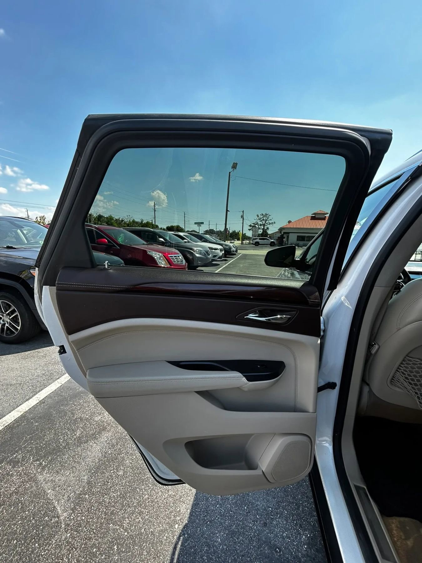 Used 2013 Cadillac SRX Performance FWD image 25