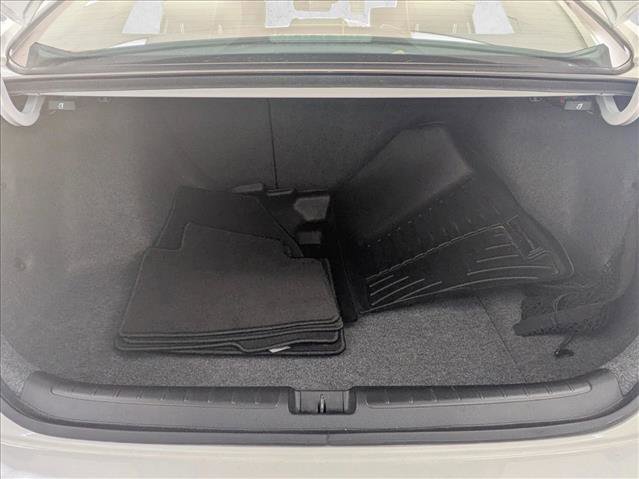 Used 2018 Honda Accord EX-L image 6