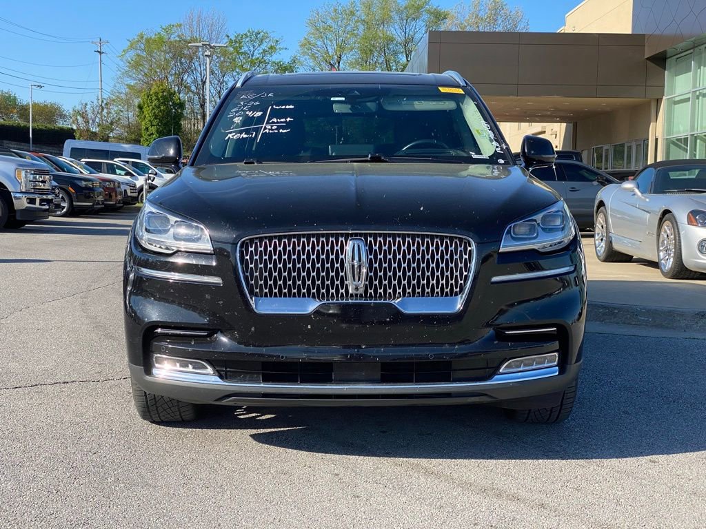 Used 2020 Lincoln Aviator Reserve w/ Equipment Group 202A image 2