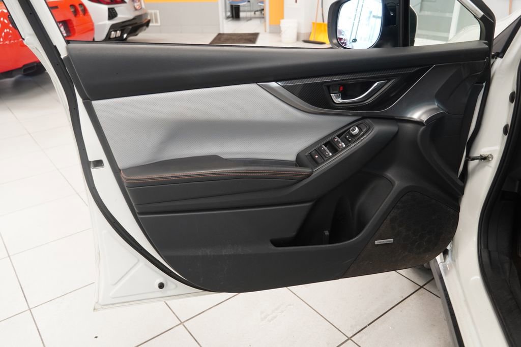 Used 2019 Subaru Crosstrek 2.0i Limited w/ Moonroof Package w/Navigation AWD/4WD image 5