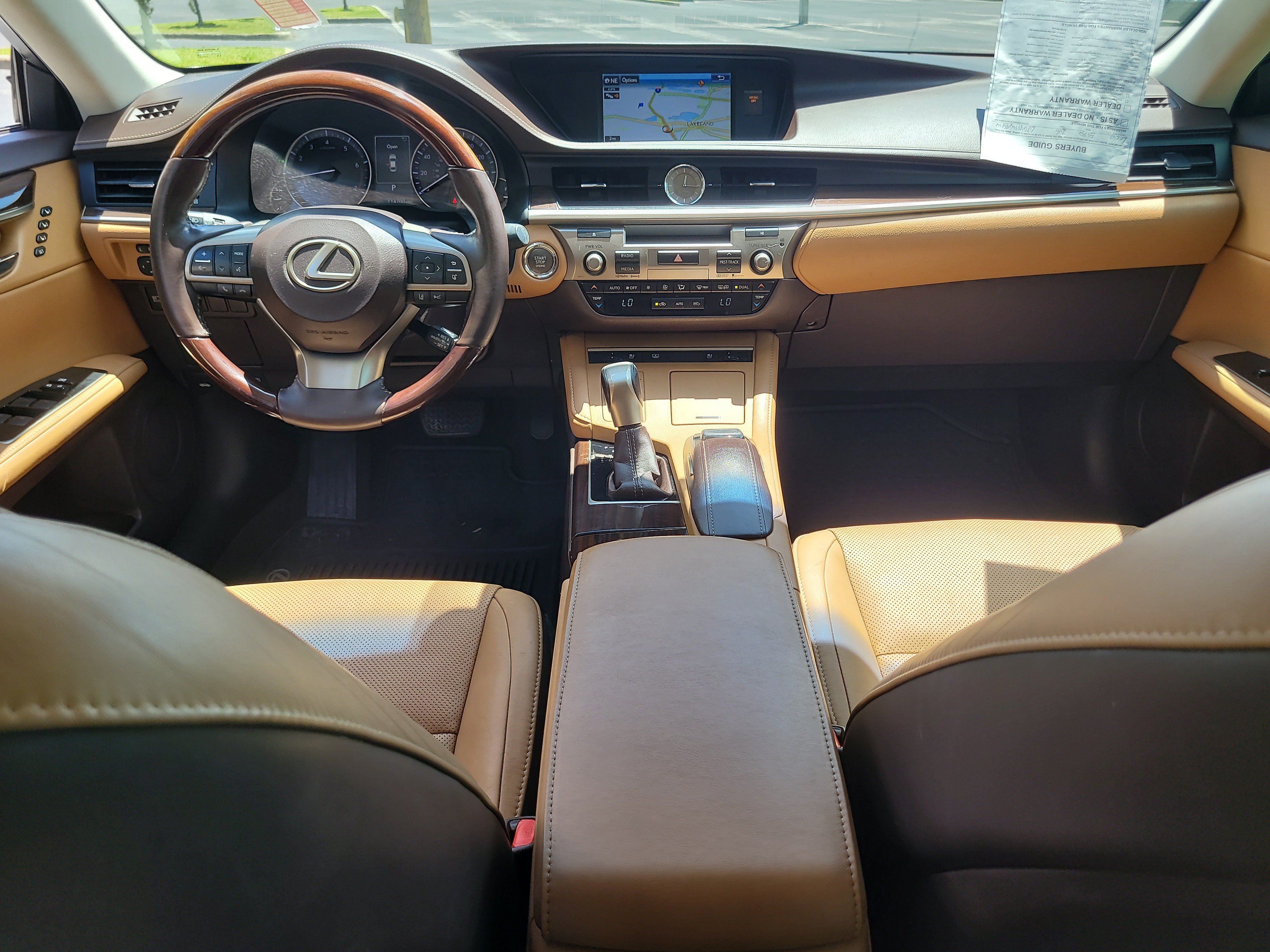 Used 2016 Lexus ES 350 w/ Luxury Package w/Wood Trim FWD image 14