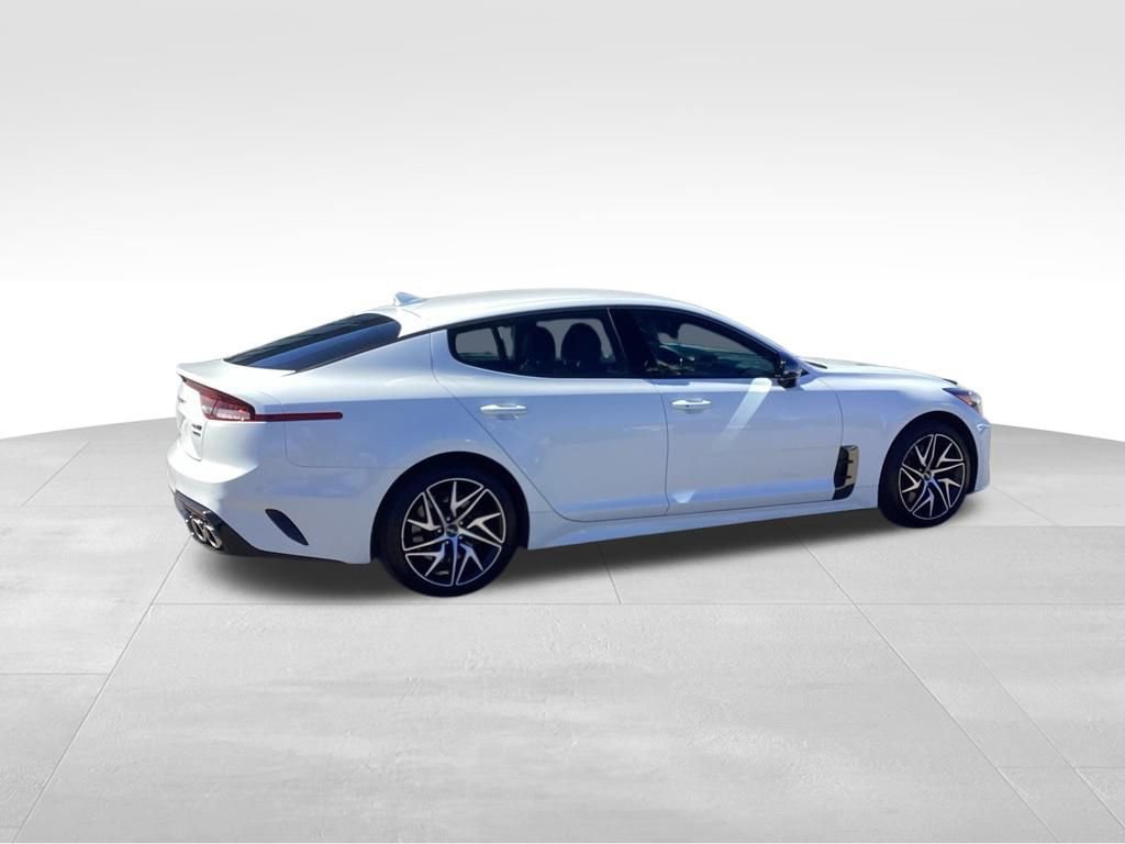 Certified 2022 Kia Stinger GT-Line AWD/4WD image 8