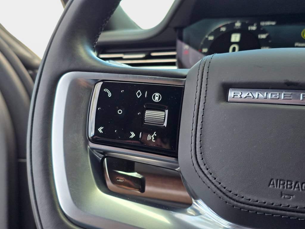 Certified 2025 Land Rover Range Rover Autobiography AWD/4WD image 20