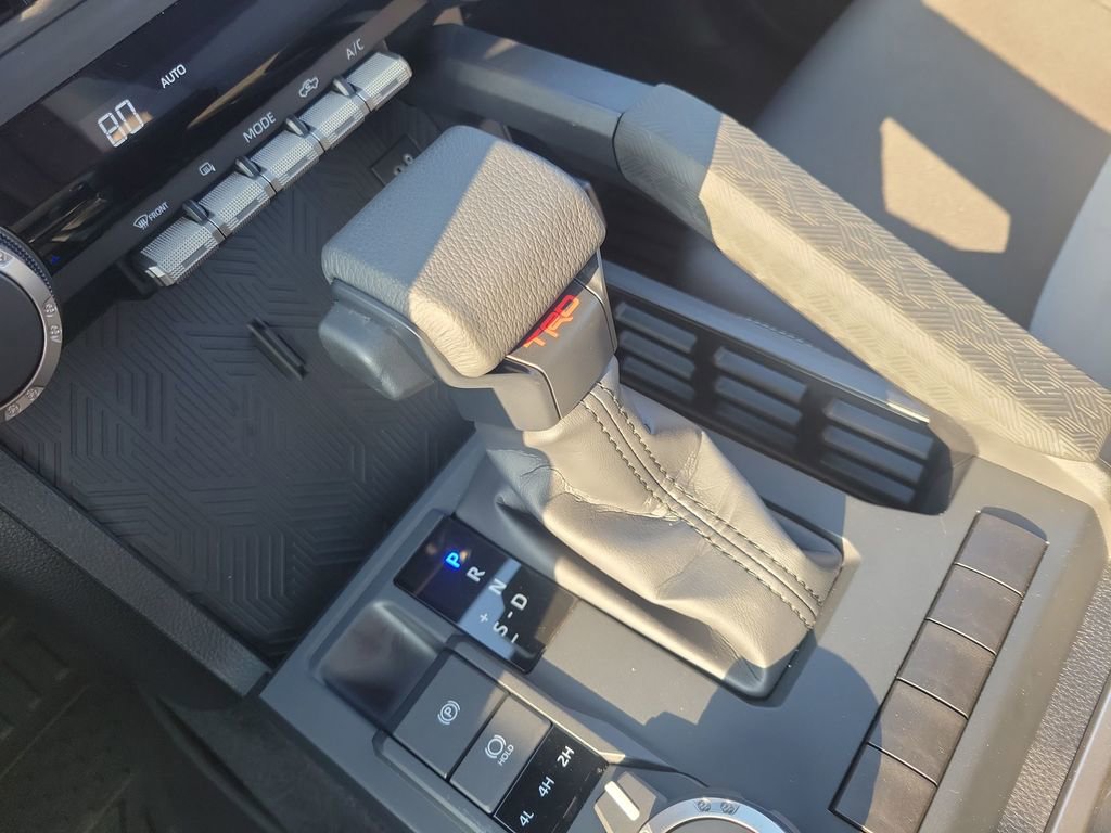 Certified 2025 Toyota Tacoma TRD Sport image 26