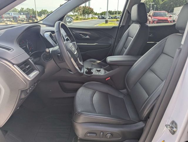 Used 2024 GMC Terrain SLT w/ Infotainment Package II FWD image 7